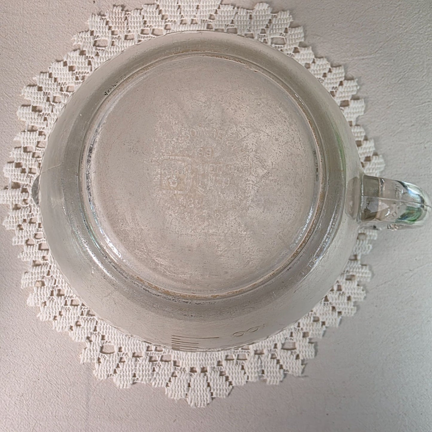 Vintage Anchor Hocking Glass 8-Cup Measuring Cup 2-Quart Batter Bowl With Handle & Spout