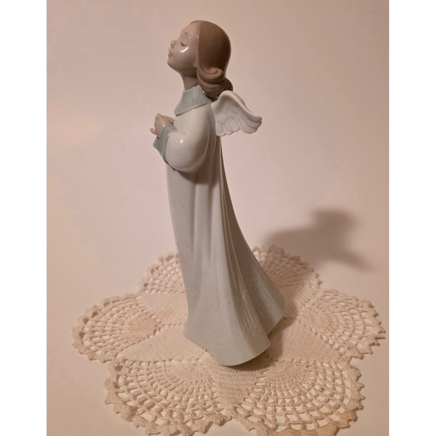 Lladró An Angel's Wish Figurine 6788 • 9" Retired 2000 • Jose Puche
