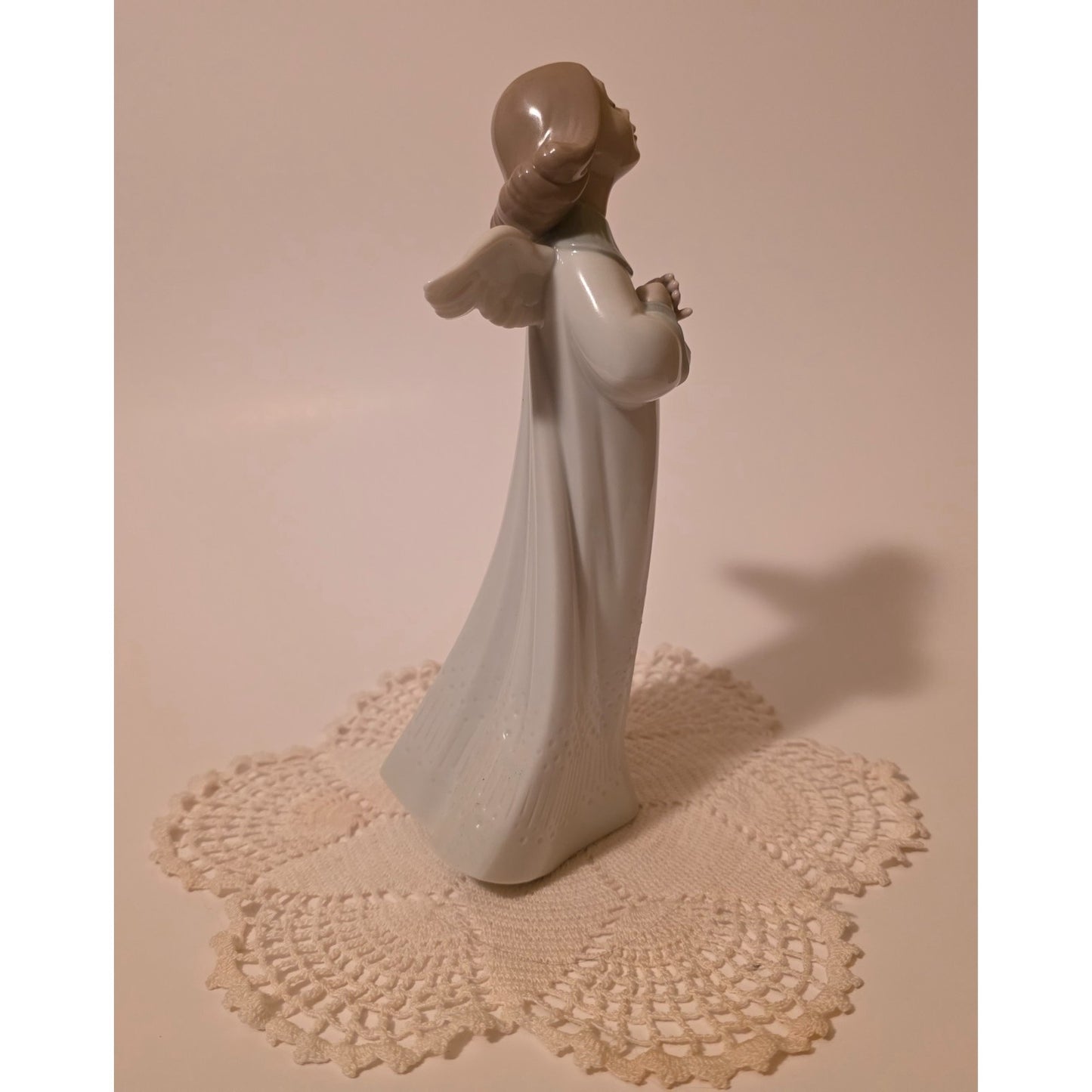 Lladró An Angel's Wish Figurine 6788 • 9" Retired 2000 • Jose Puche