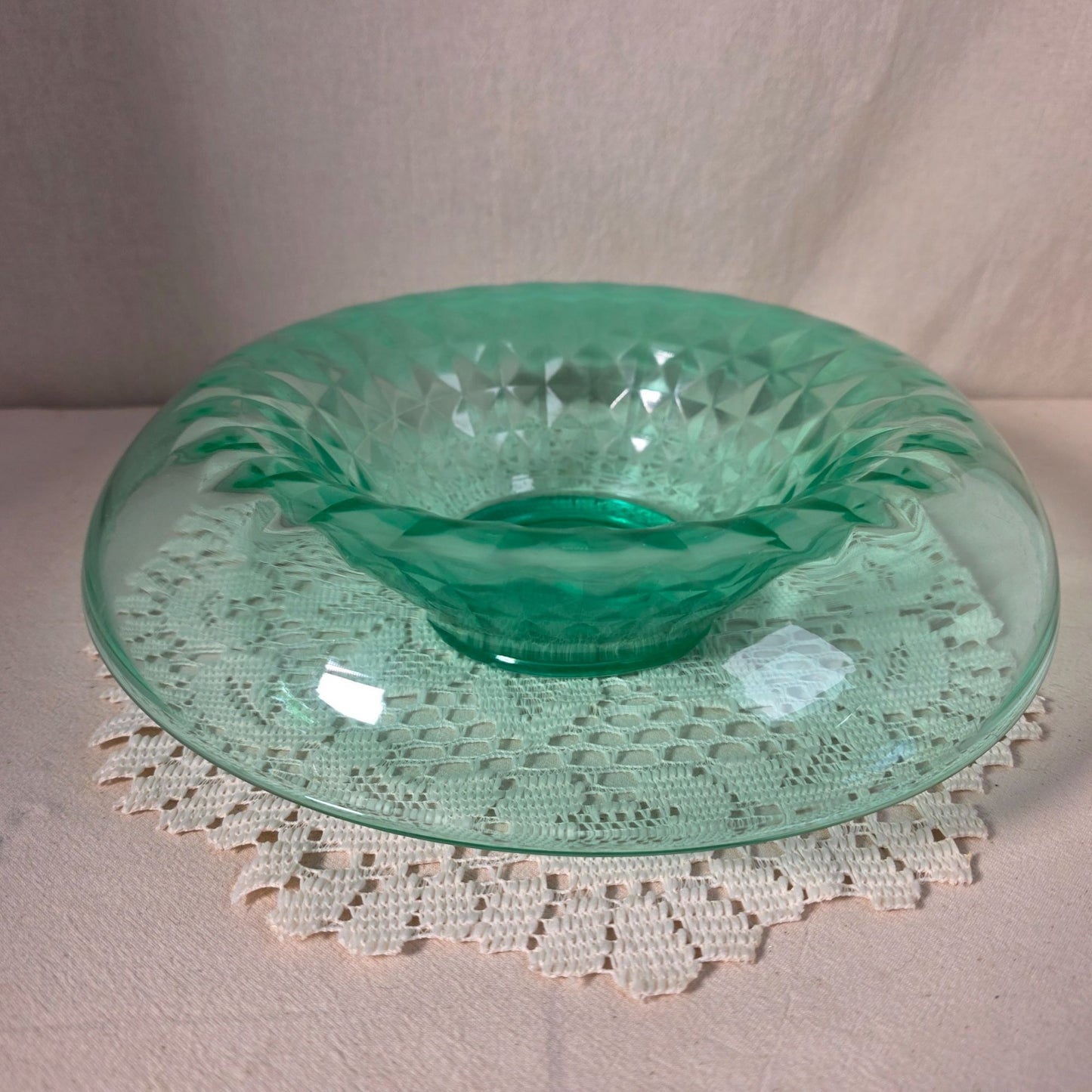 ✨ Vintage Uranium Glass Console Bowl – Glowing Green Centerpiece