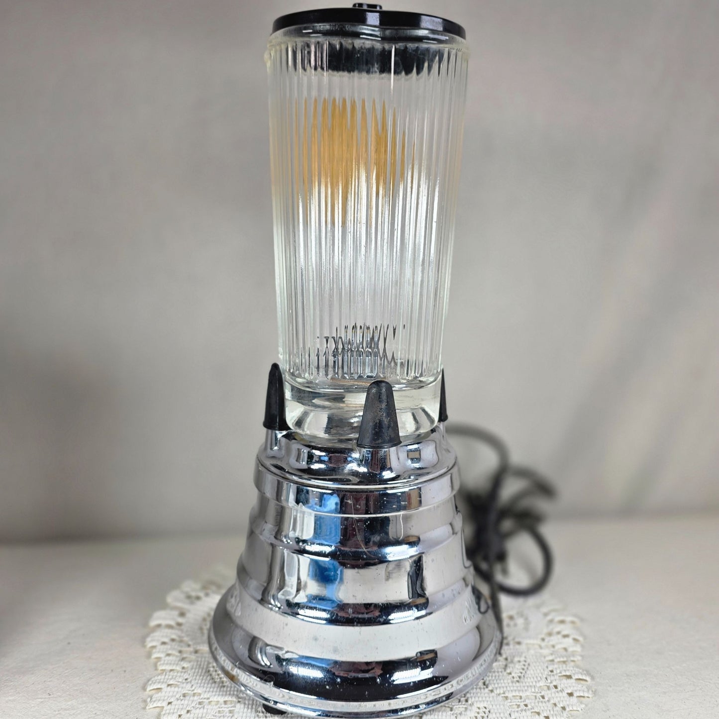 Vintage Waring Blender Deluxe Chrome Base Ribbed Pyrex Jar Jadeite Lid Tested