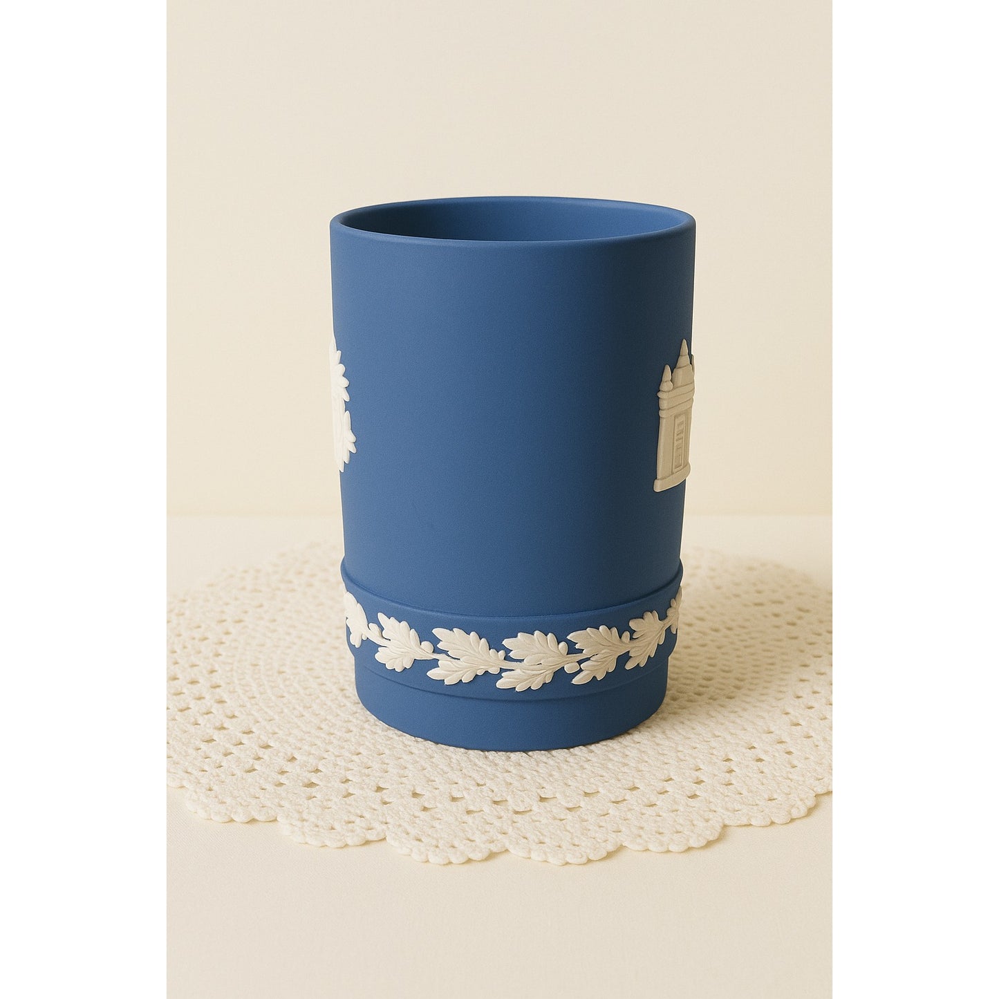 Wedgwood Jasperware Christmas Mug – 1971 Blue & White – Limited Holiday Edition