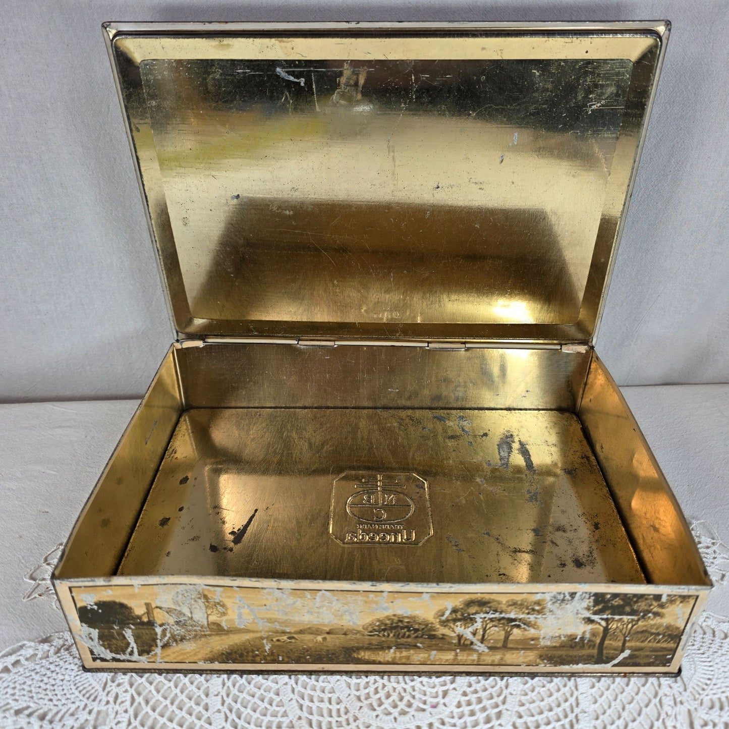 Vintage NBC Uneeda Biscuit Tin Box Country Landscape Scene National Biscuit Company Advertising