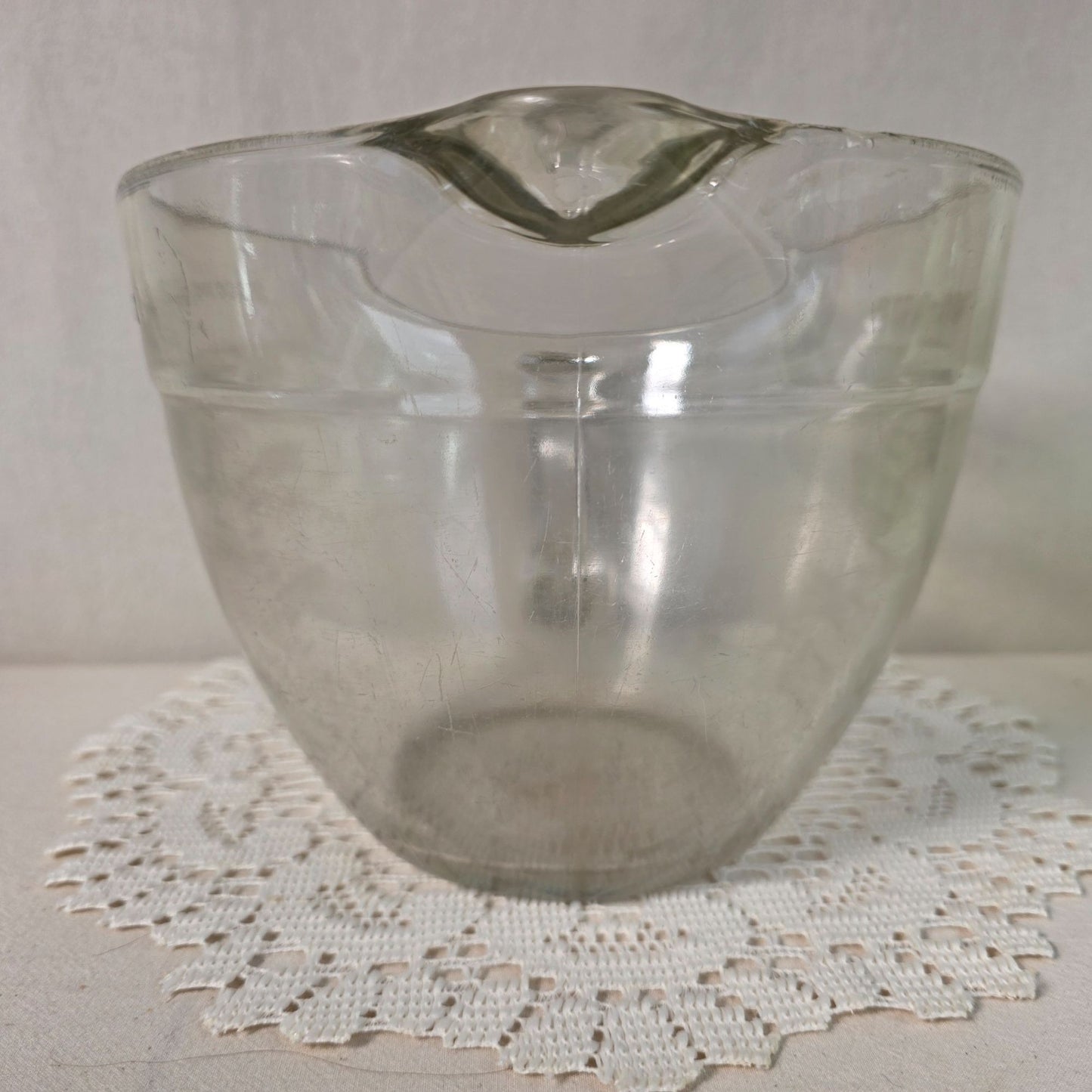 Vintage Anchor Hocking Glass 8-Cup Measuring Cup 2-Quart Batter Bowl With Handle & Spout