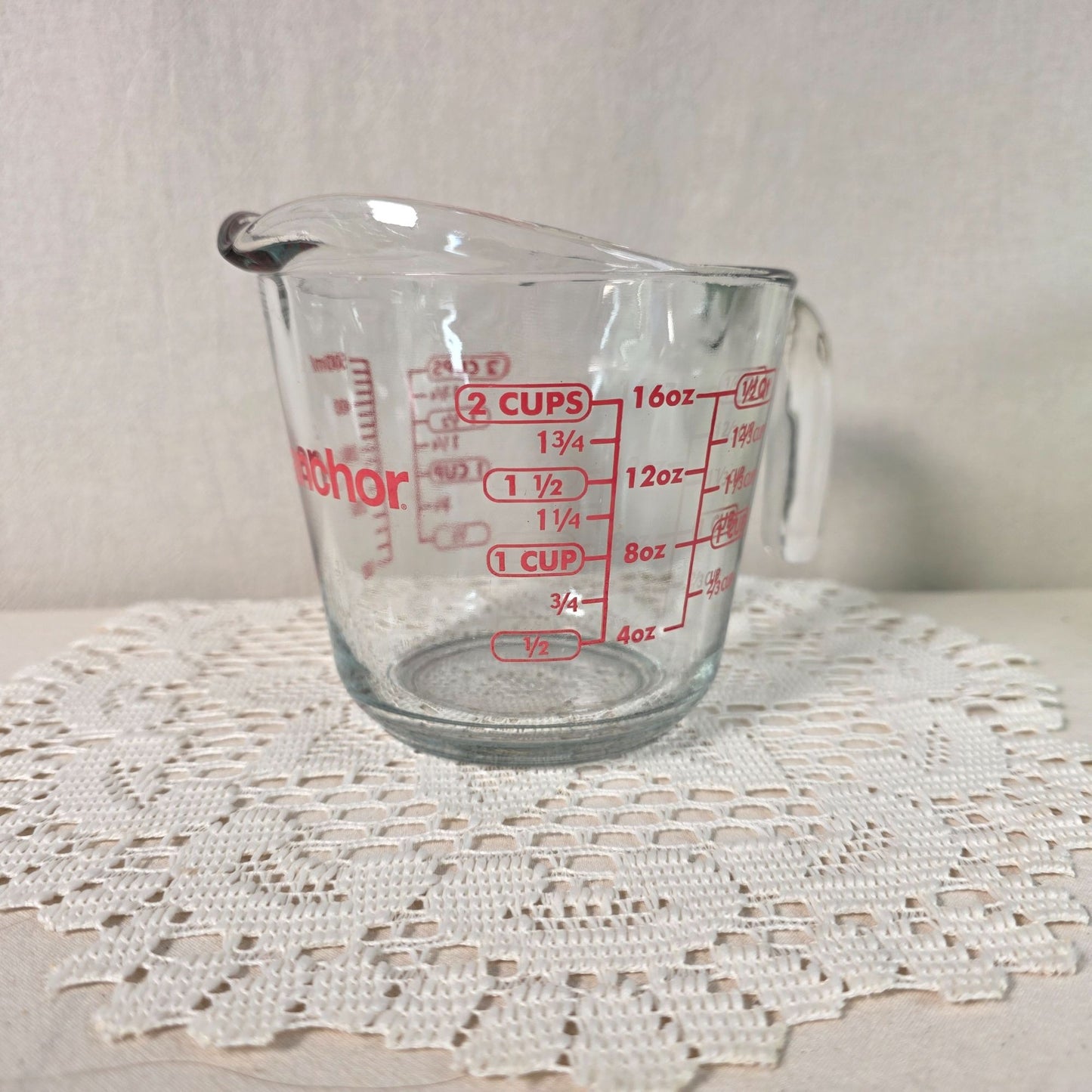 Vintage Anchor Hocking Glass 2 Cup Measuring Cup With Red Markings & Spout - Durable & Functional Kitchen Essential