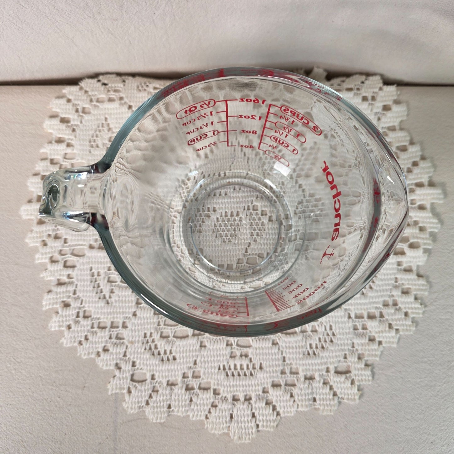 Vintage Anchor Hocking Glass 2 Cup Measuring Cup With Red Markings & Spout - Durable & Functional Kitchen Essential