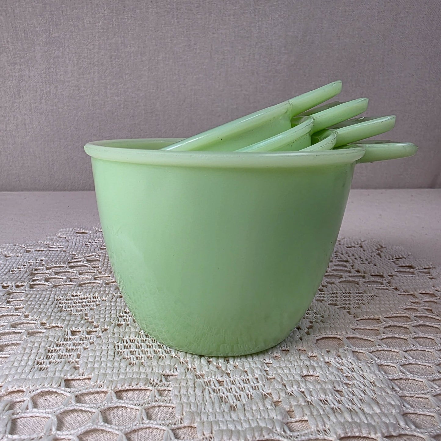 Vintage Jadeite Jadite Uranium Glass Measuring Cup Set UV Glow As is Crack