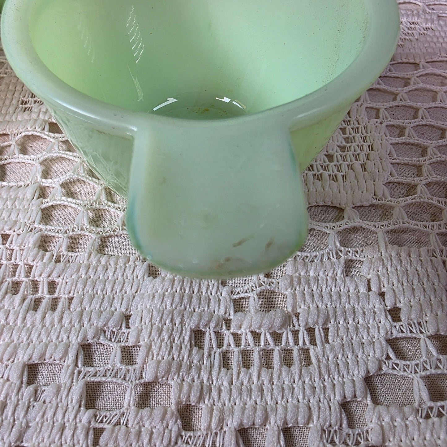 Vintage Jadeite Jadite Uranium Glass Measuring Cup Set UV Glow As is Crack