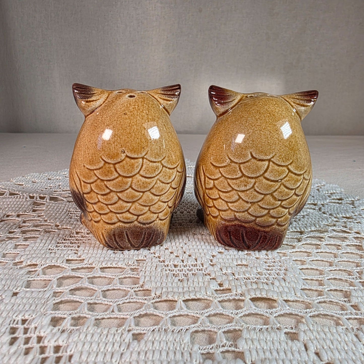 Vintage Ceramic Owl Salt & Pepper Shakers Japan Brown & Yellow With Googly Eyes