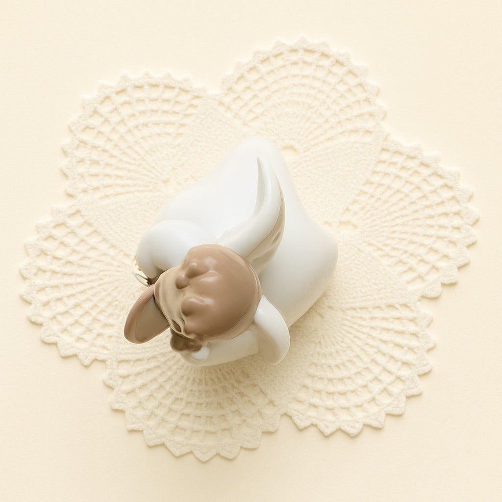 Lladro Little Angel with Tambourine 6530 • Jose Puche • 1998–2003 • 5” Porcelain