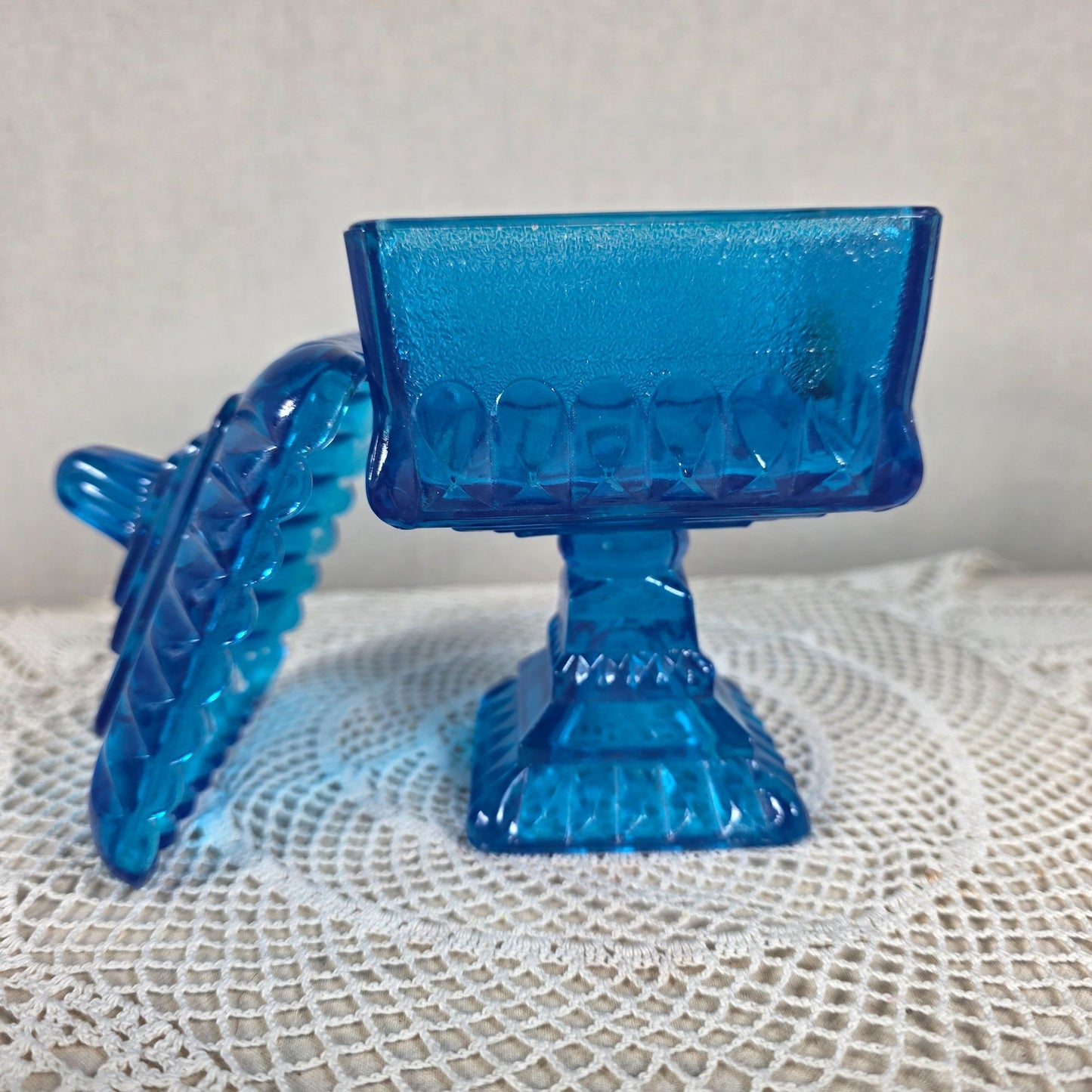 Vintage Jeannette Glass Blue Compote Candy Dish Pedestal Lidded Footed Bowl with Lid