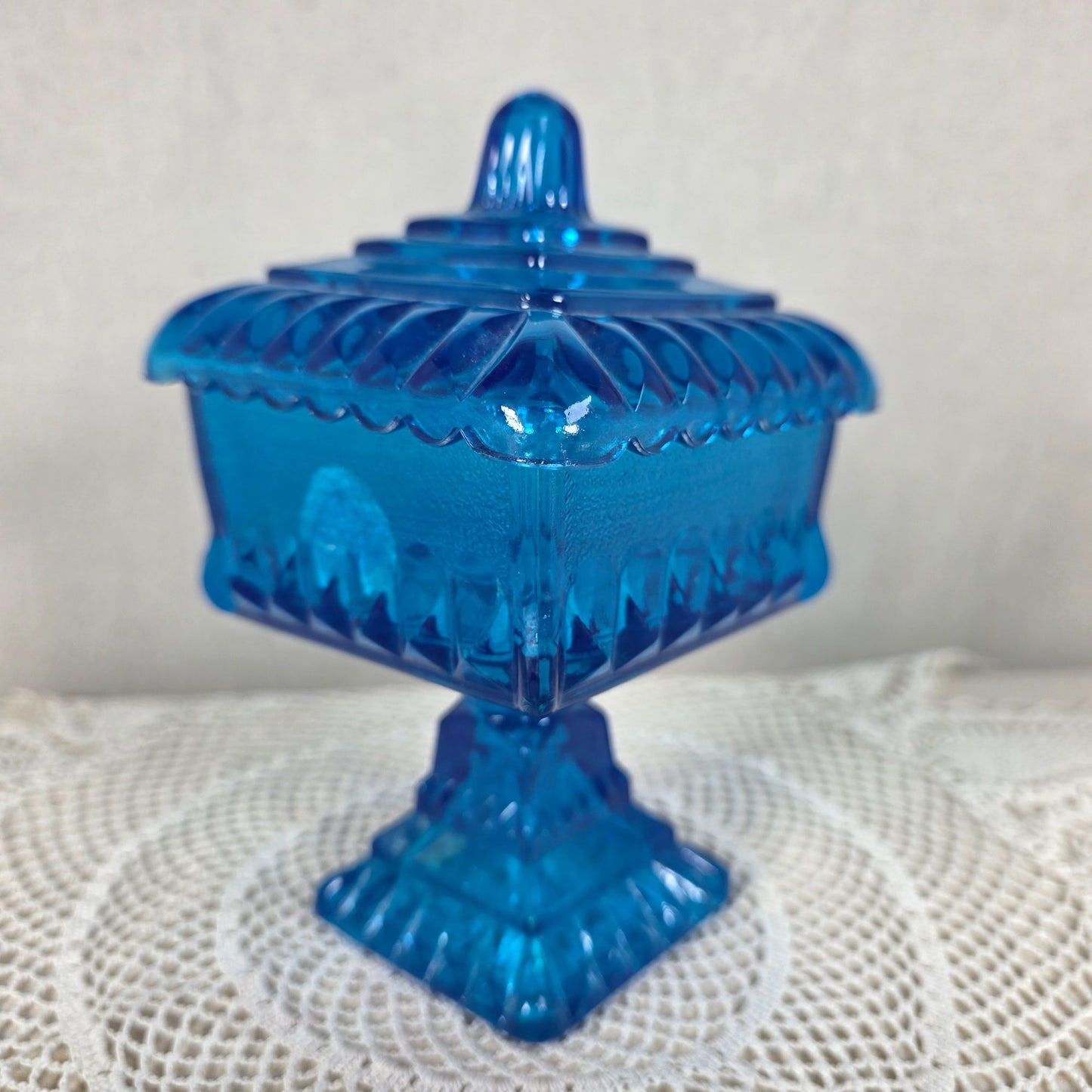 Vintage Jeannette Glass Blue Compote Candy Dish Pedestal Lidded Footed Bowl with Lid