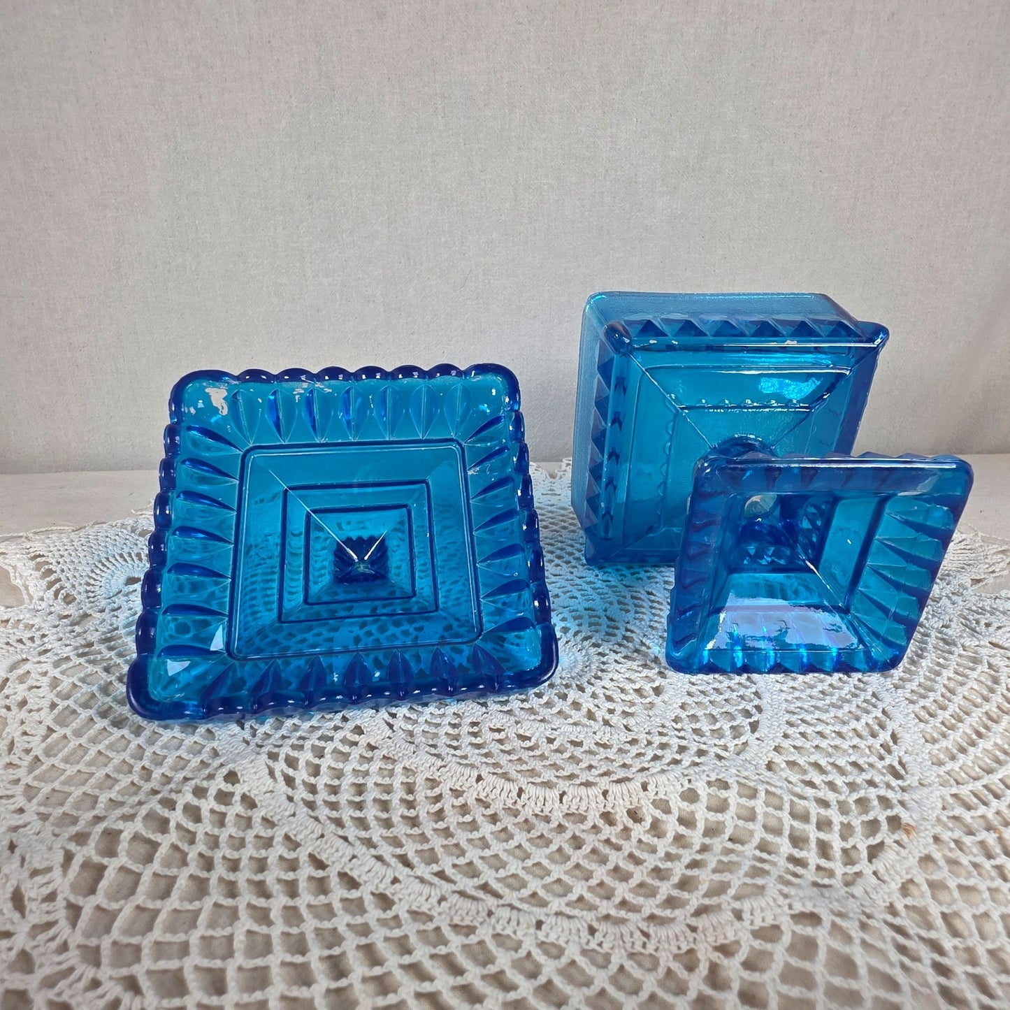 Vintage Jeannette Glass Blue Compote Candy Dish Pedestal Lidded Footed Bowl with Lid