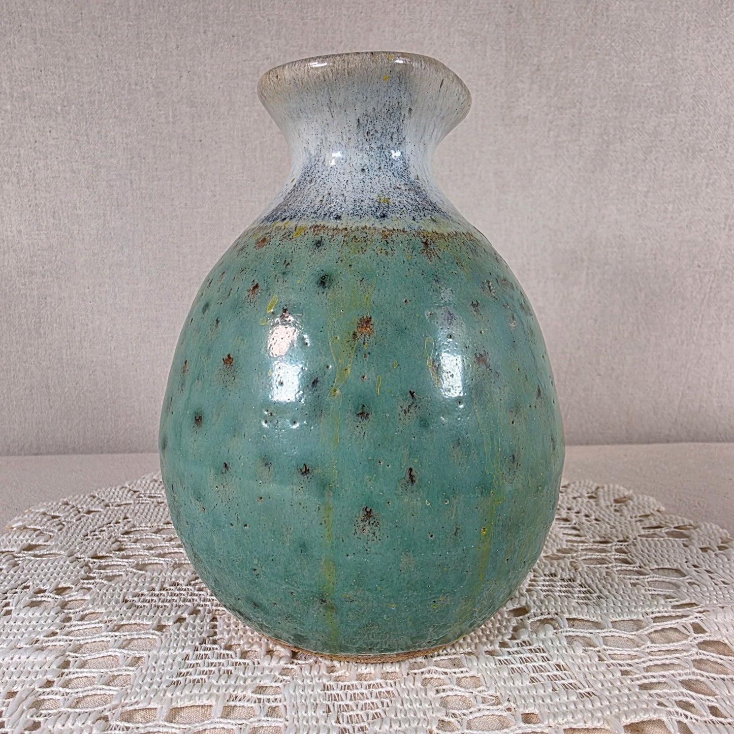 Vintage STC Japan Ceramic Vase With Speckled Green & White Glaze 6" Tall