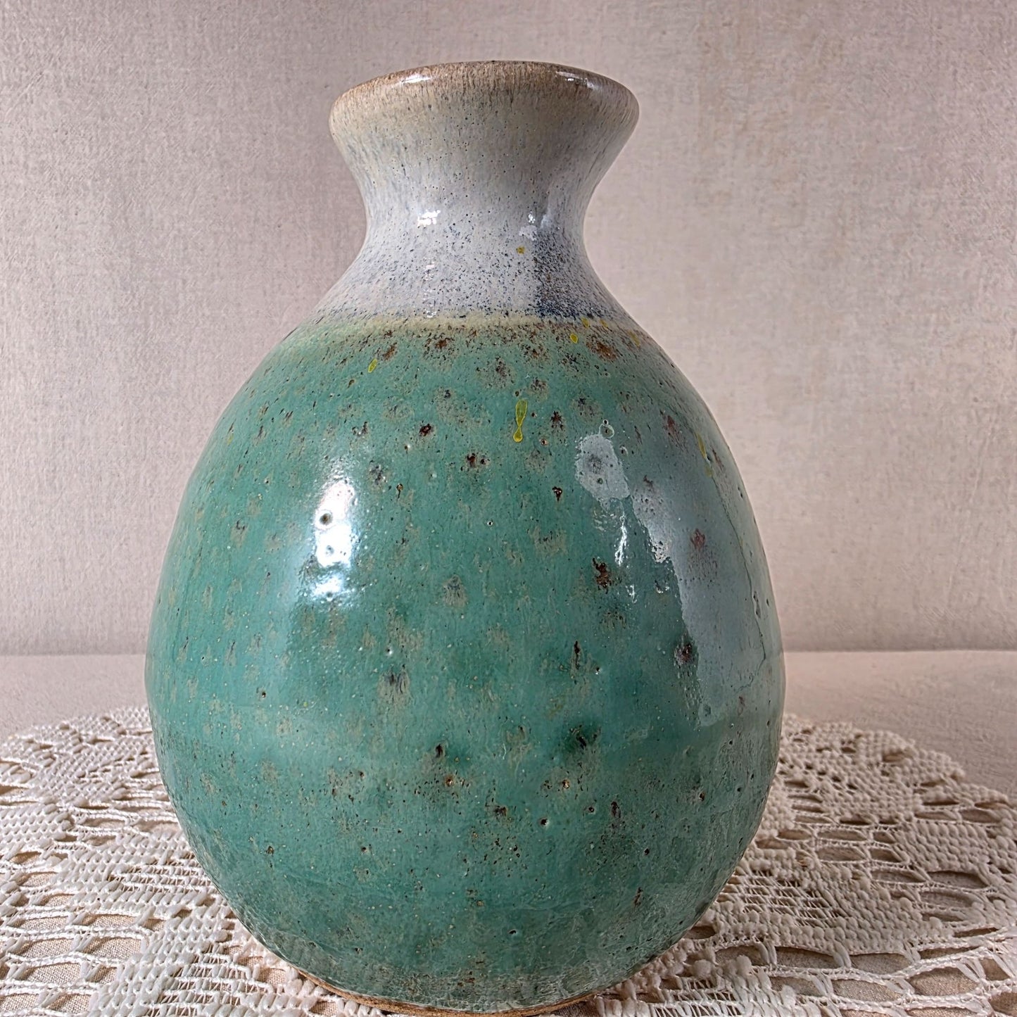 Vintage STC Japan Ceramic Vase With Speckled Green & White Glaze 6" Tall