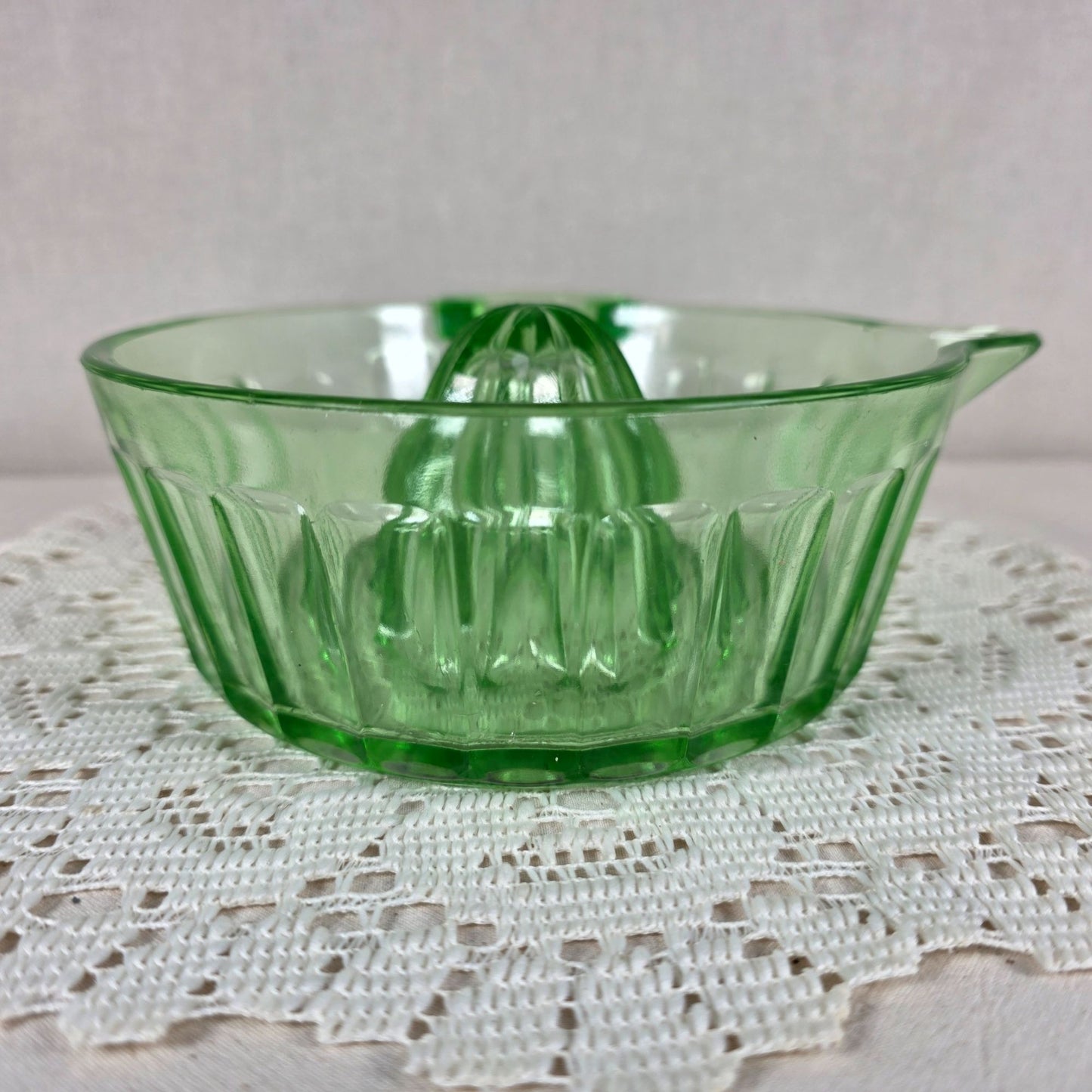 Vintage Uranium Glass Citrus Juicer Reamer Depression Glass Glows Under UV