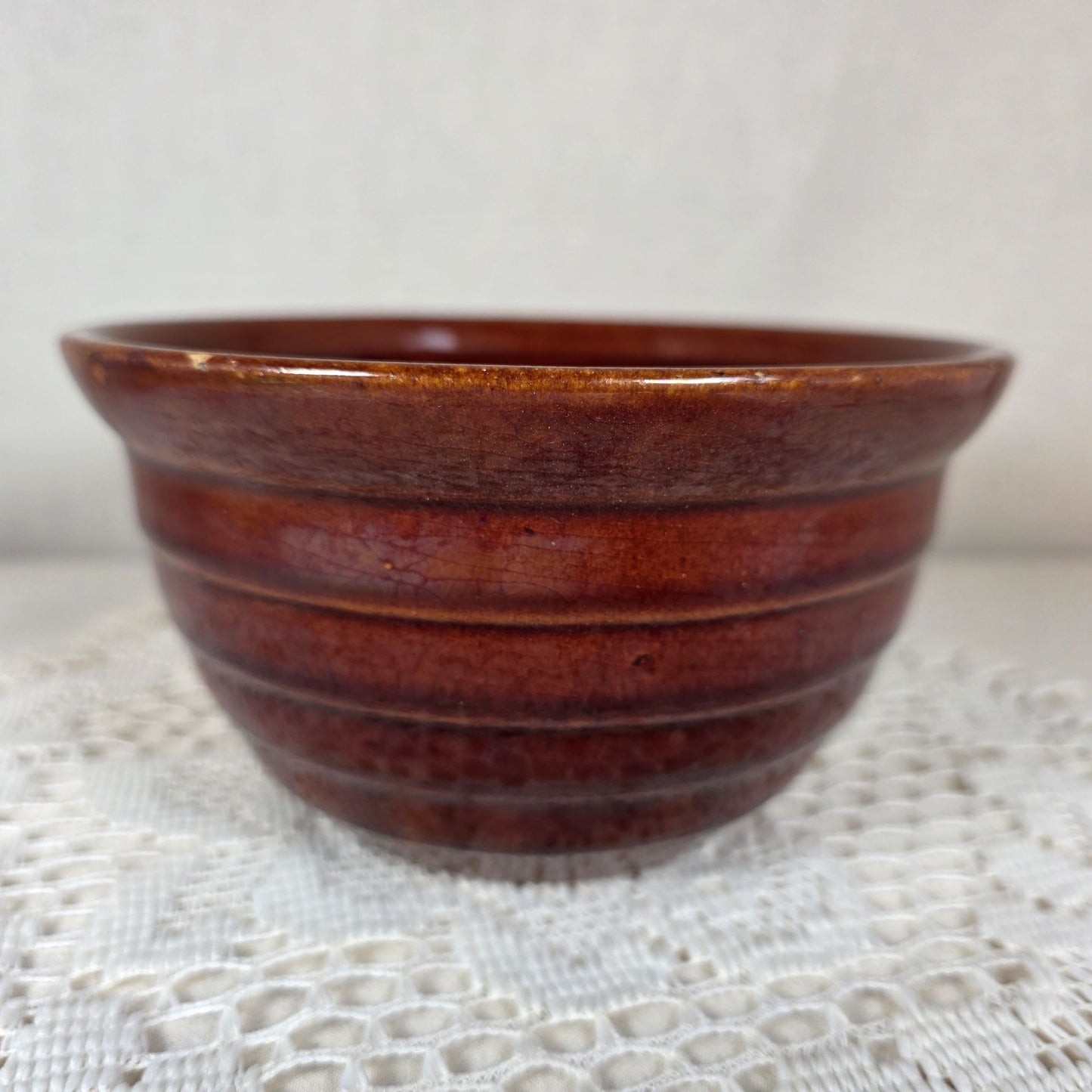 Vintage Brown Ribbed Mixing Bowl 6" Diameter 3 1/2" Tall Unmarked