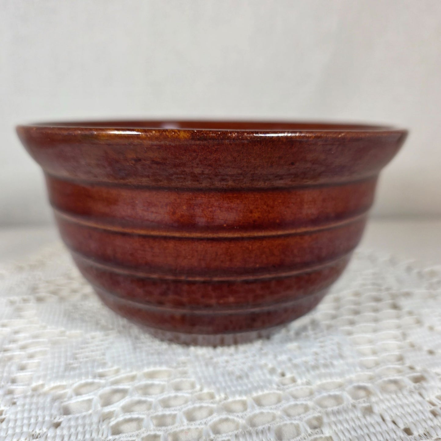 Vintage Brown Ribbed Mixing Bowl 6" Diameter 3 1/2" Tall Unmarked