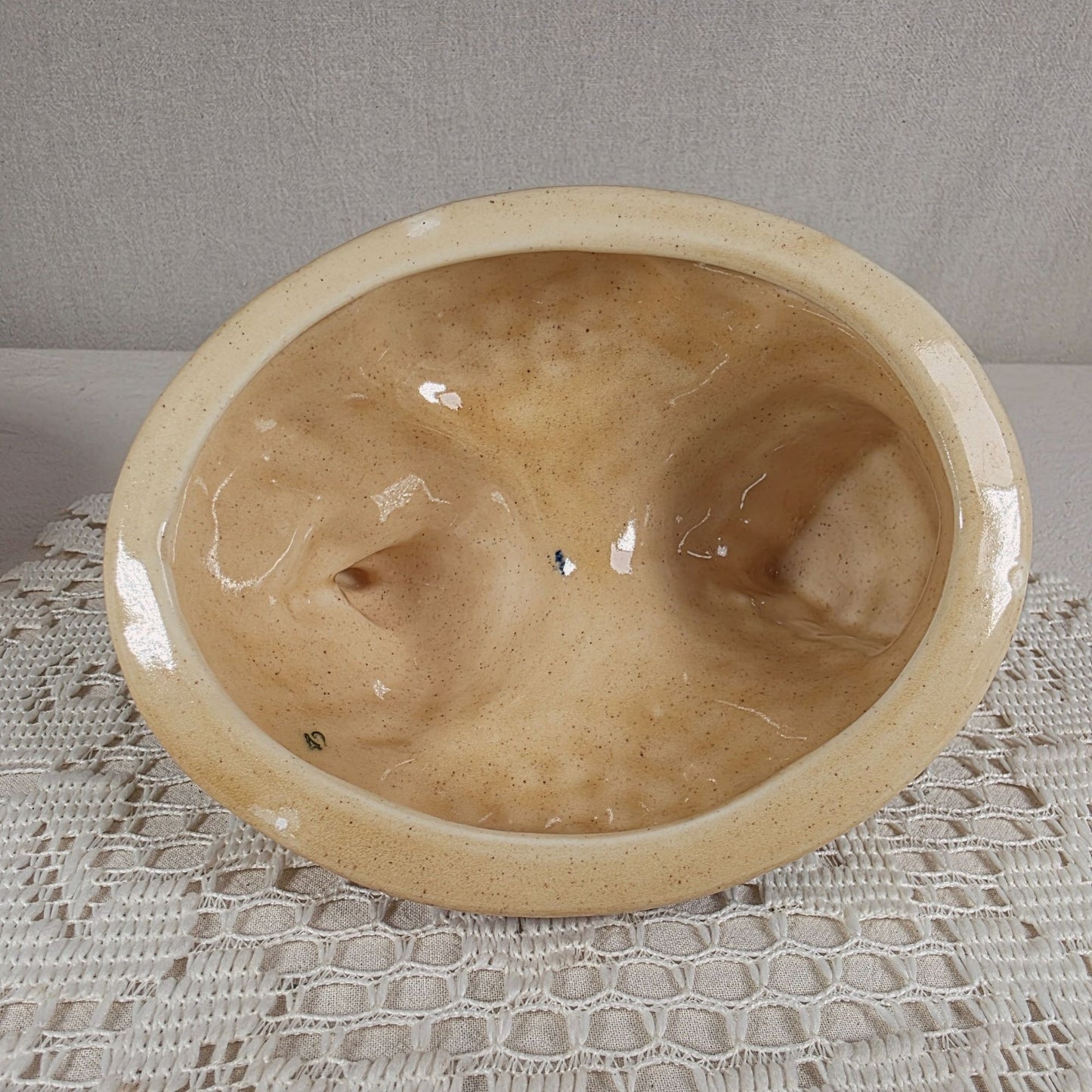 Metlox PoppyTrail Ceramic Chicken Covered Dish Basketweave Design 6.5" x 5.25" x 6" Multicolor