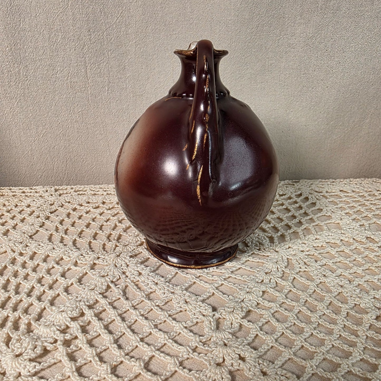 Austrian Porcelain Portrait Vase Art Nouveau Style Victorian Era 5" Brown With Gold Details Late 19th To Early 20th Century
