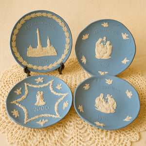 Wedgwood Jasperware Christmas Collector Plates Set of 4