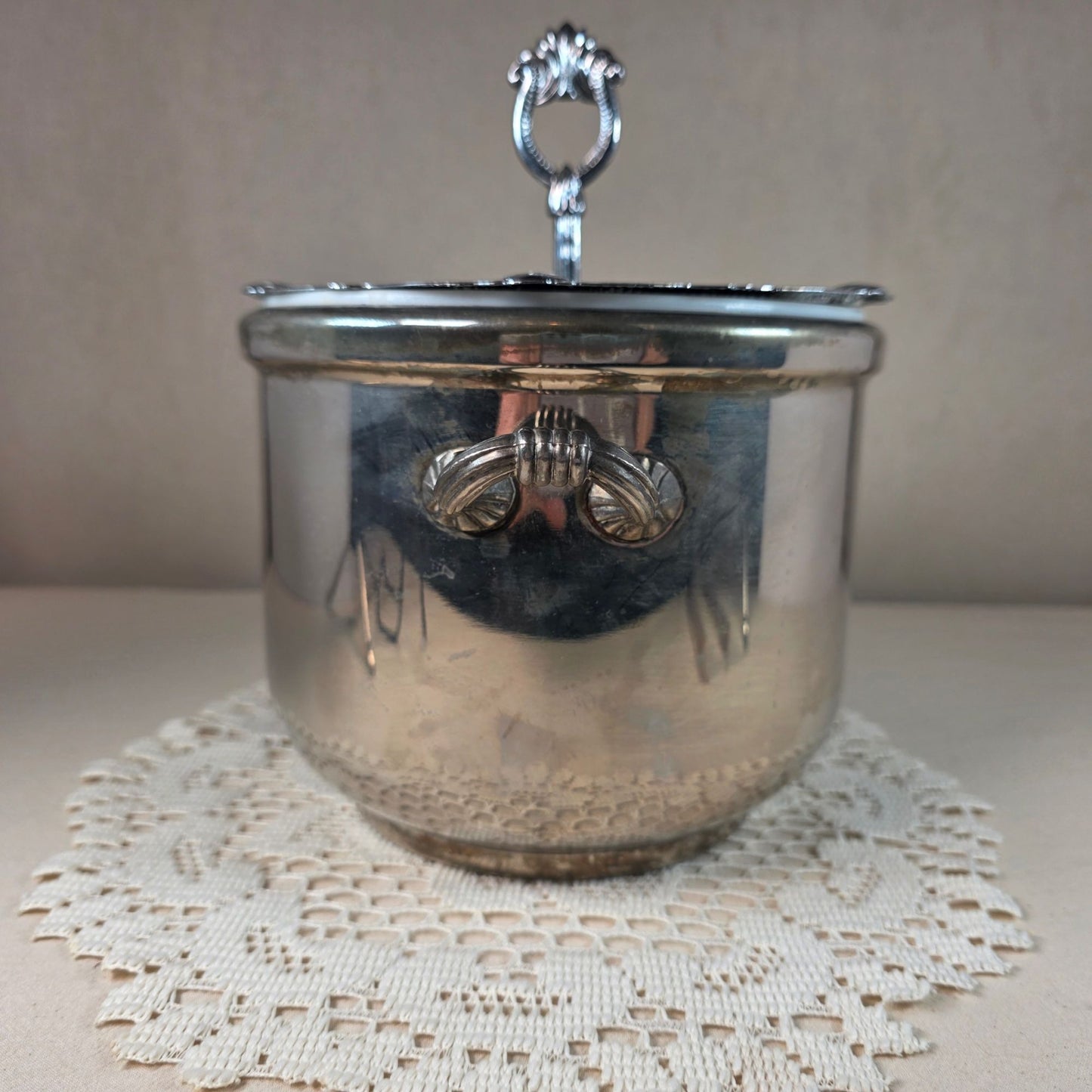 Silver-Plated Ice Bucket With Lid & Tongs Vintage Style Made In Hong Kong Elegant Design