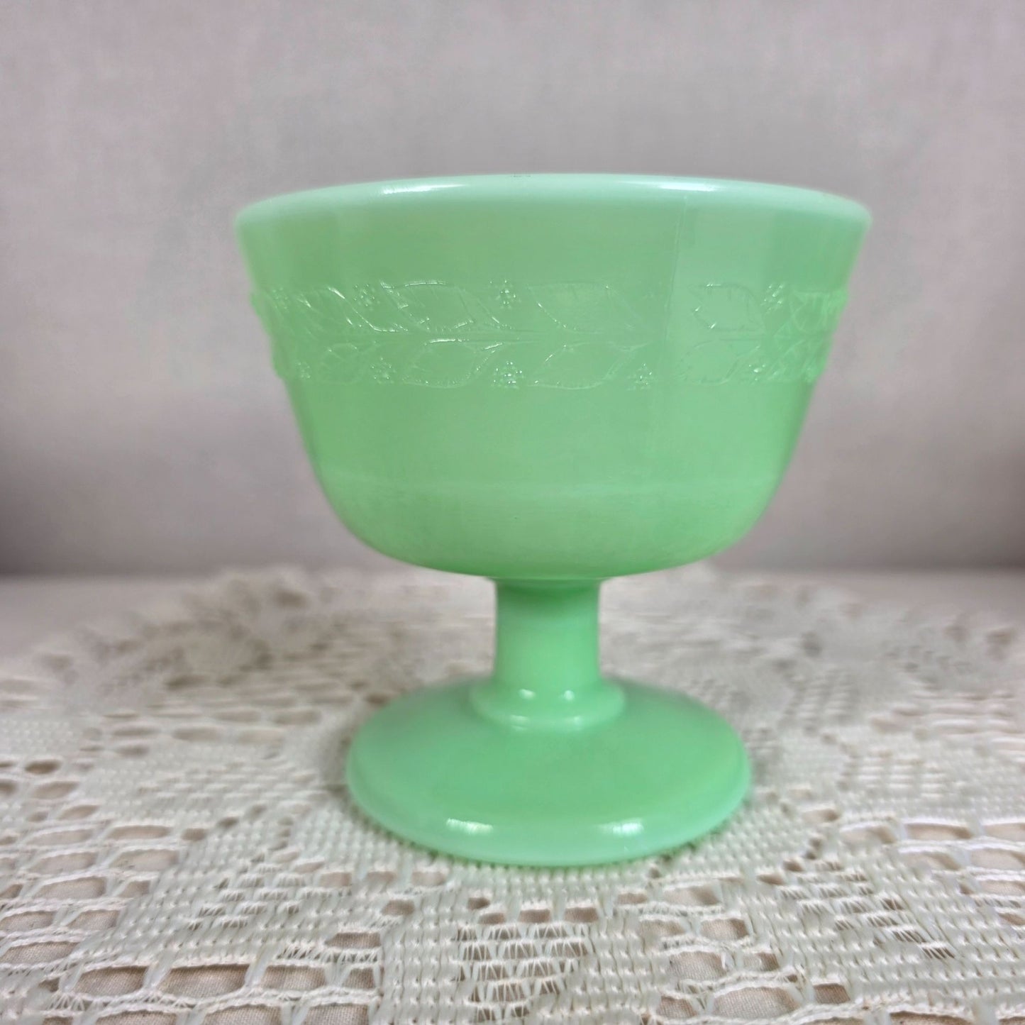 Vintage McKee Laurel Jadeite Sherbet Dish 3 3/4" Tall Embossed Leaf Pattern Glows Under UV Light