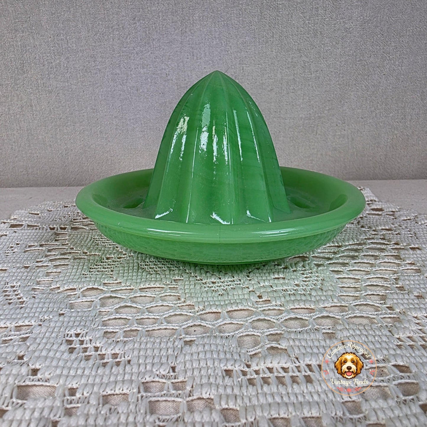 Vintage Jadeite Uranium Glass Citrus Juicer Reamer Green Depression Glass UV Glow