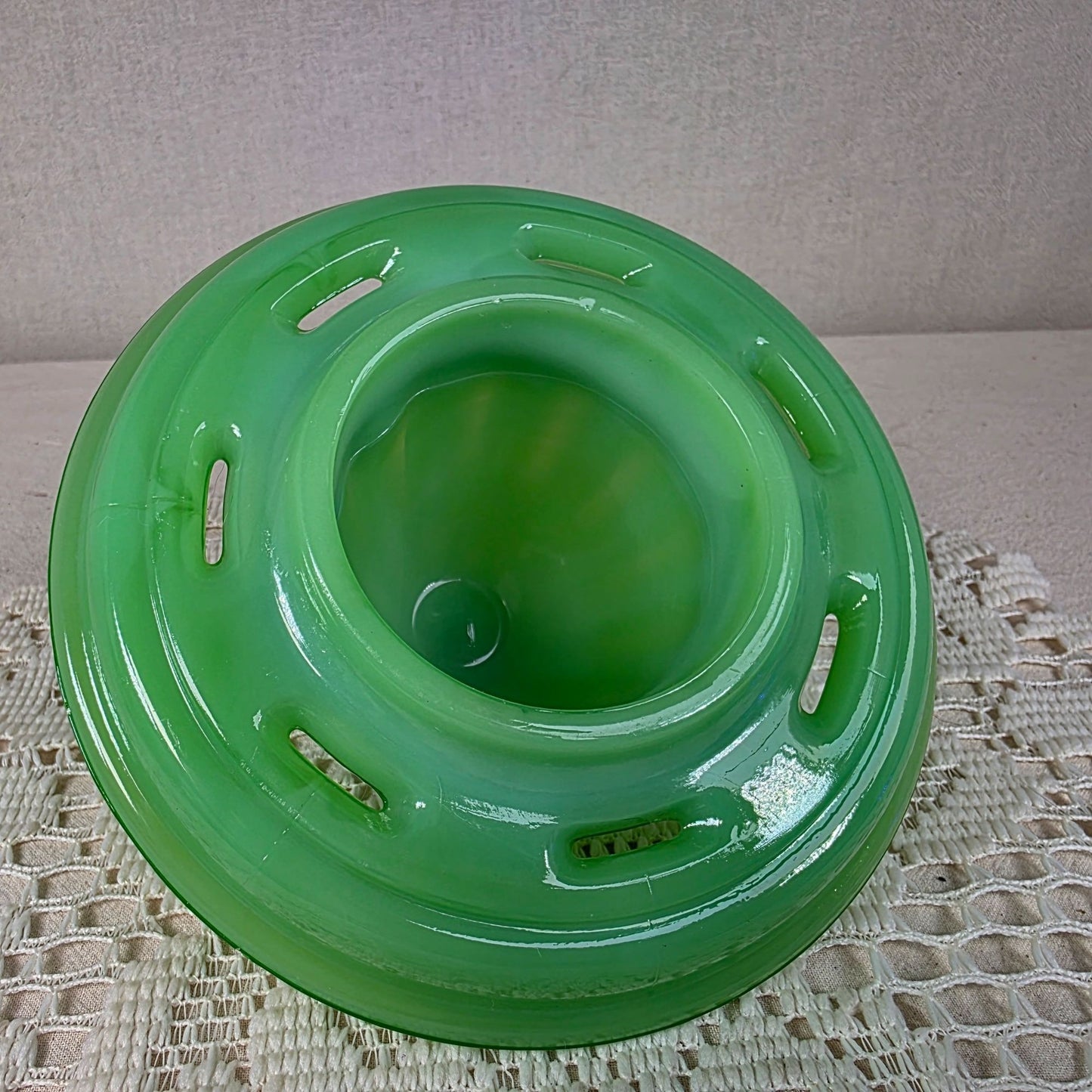 Vintage Jadeite Uranium Glass Citrus Juicer Reamer Green Depression Glass UV Glow